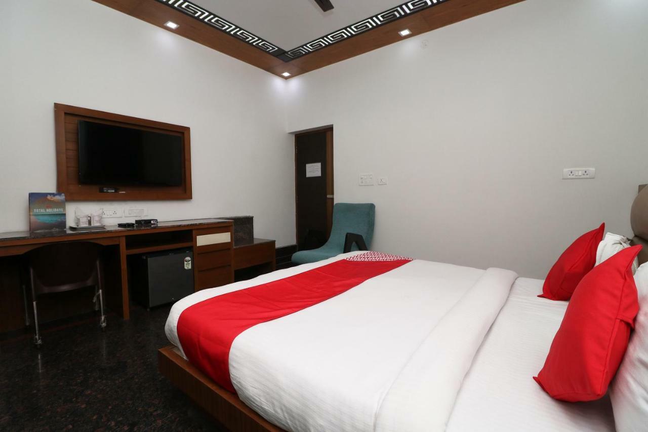Oyo 10448 Green View Home Stay Dehradun Exterior photo